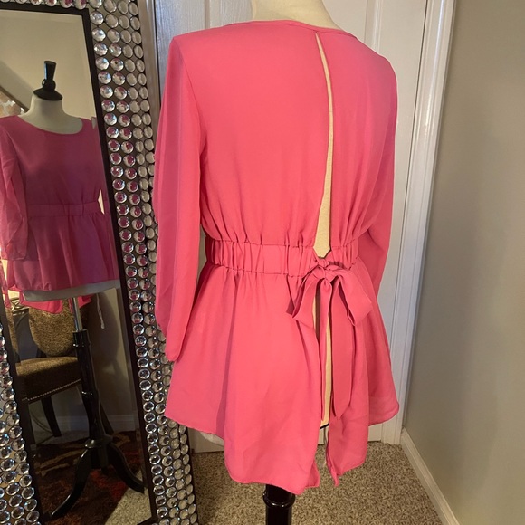 Pretty in pink blouse - Picture 3 of 3